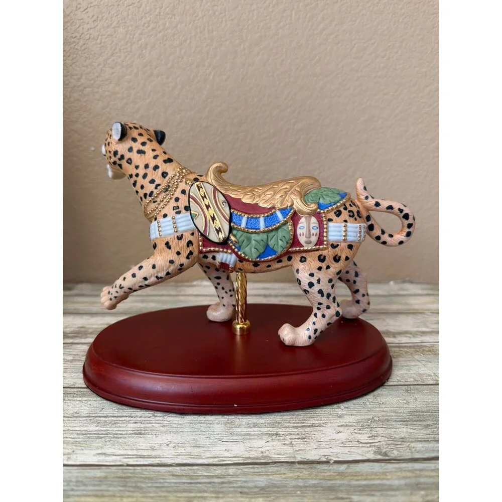 Lenox Carousel Leopard 2004 Porcelain Figurine w/ Wood Base in Box - Picture 8 of 16